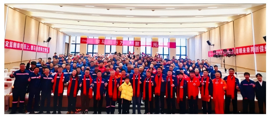  蹄疾步穩(wěn) 馬躍新程｜中偉全球各產(chǎn)業(yè)基地舉行2025年度表彰大會(huì)